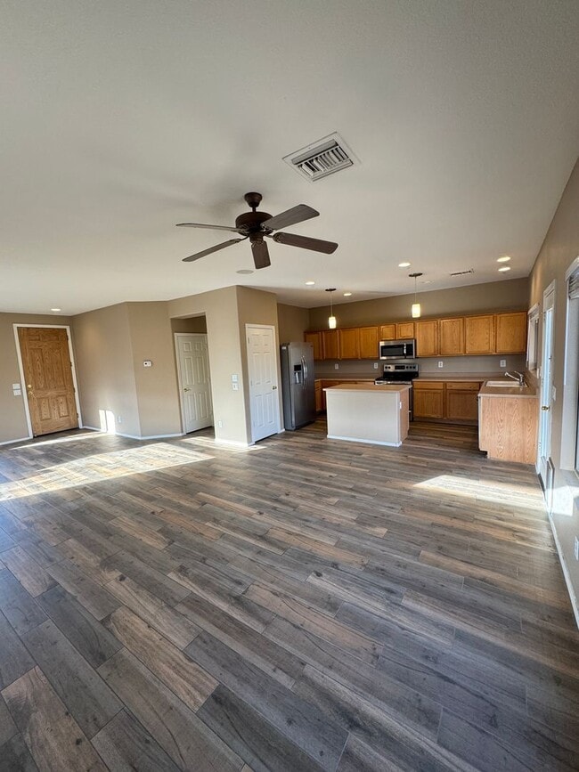 Photo - 9450 W Quail Ave