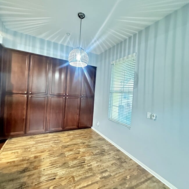 Photo - 2649 Villas Way