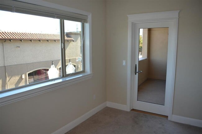 Photo - 2 Bed / 2 Bath Apartment | 1,021 Sq. Ft. | Washer & Dryer Included Unit 201