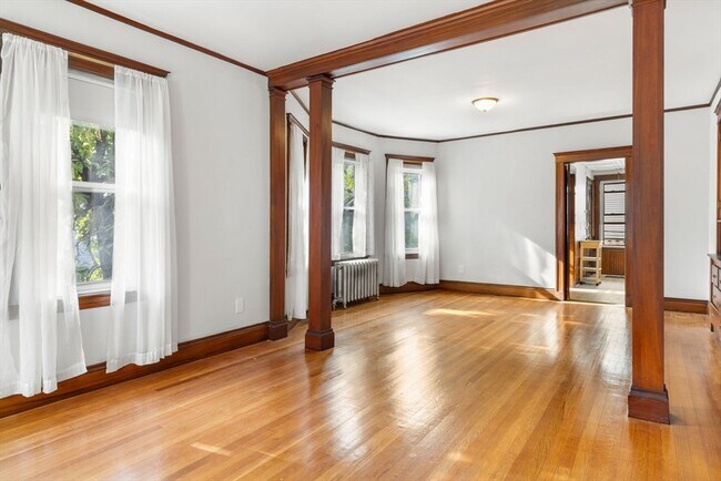 Photo - 11 Boylston St Unit 2