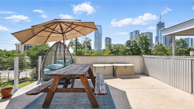 Photo - 41 Waller St Condo Unit 301