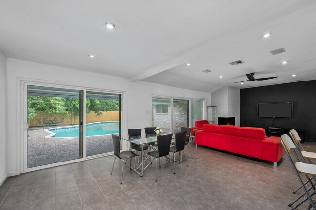 Photo - 3106 Salem Ct