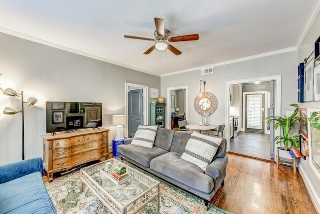 Photo - 28 Collier Rd NW Unit 11