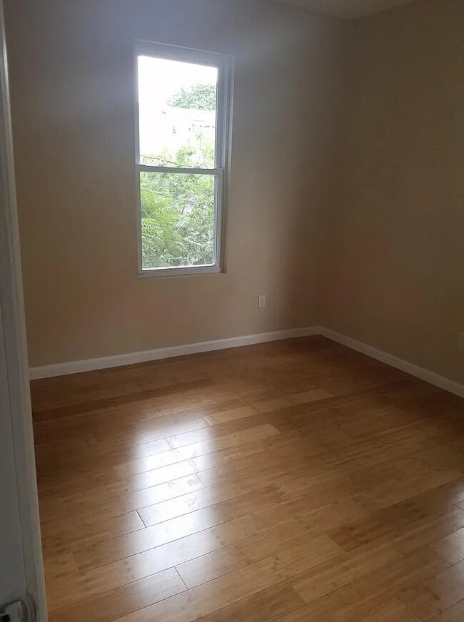 Photo - 192 Scheerer Ave Unit Apt 2
