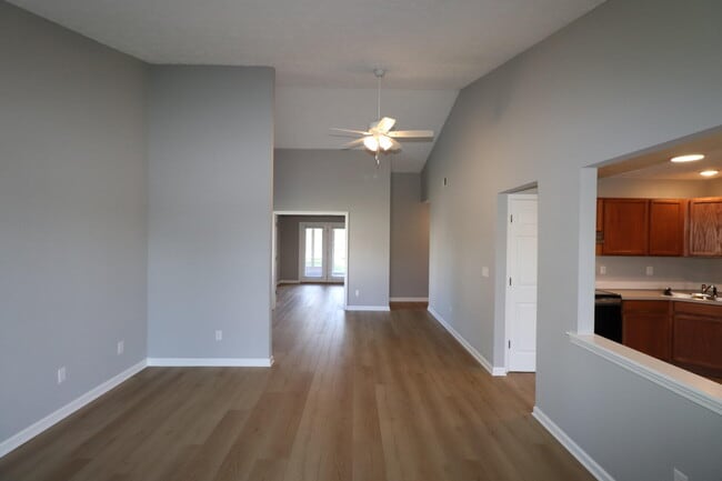 Photo - 208 Mariwood Ct