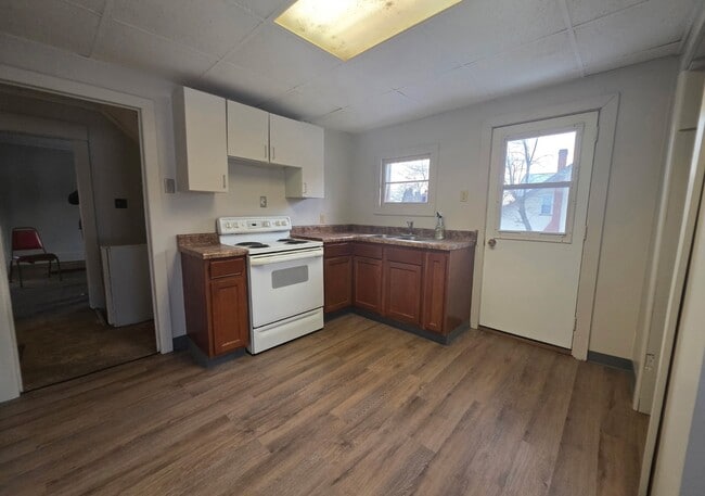 Photo - 2012 Pine Ave