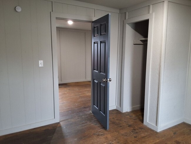 Photo - Comfy 2 Bedroom, 1 Bath House located in Radcliff