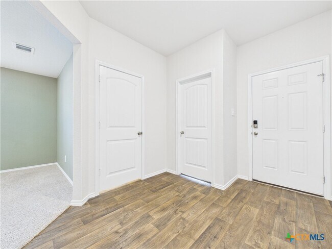 Photo - 1012 Betsy Dr