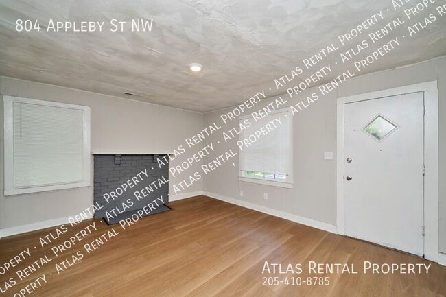 Photo - 804 Appleby St NW