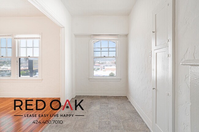 Photo - 3918 Beverly Blvd Unit 611