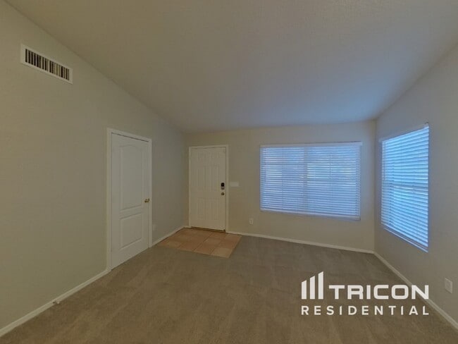 Photo - 1411 W Villa Theresa Dr