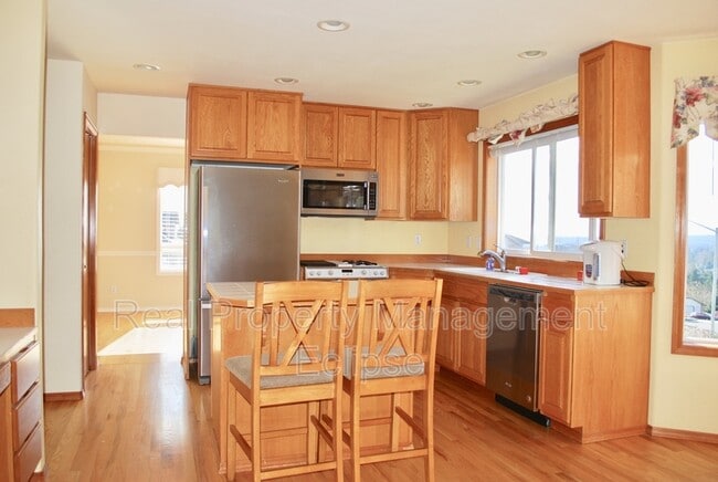 Photo - 7301 77th Dr NE