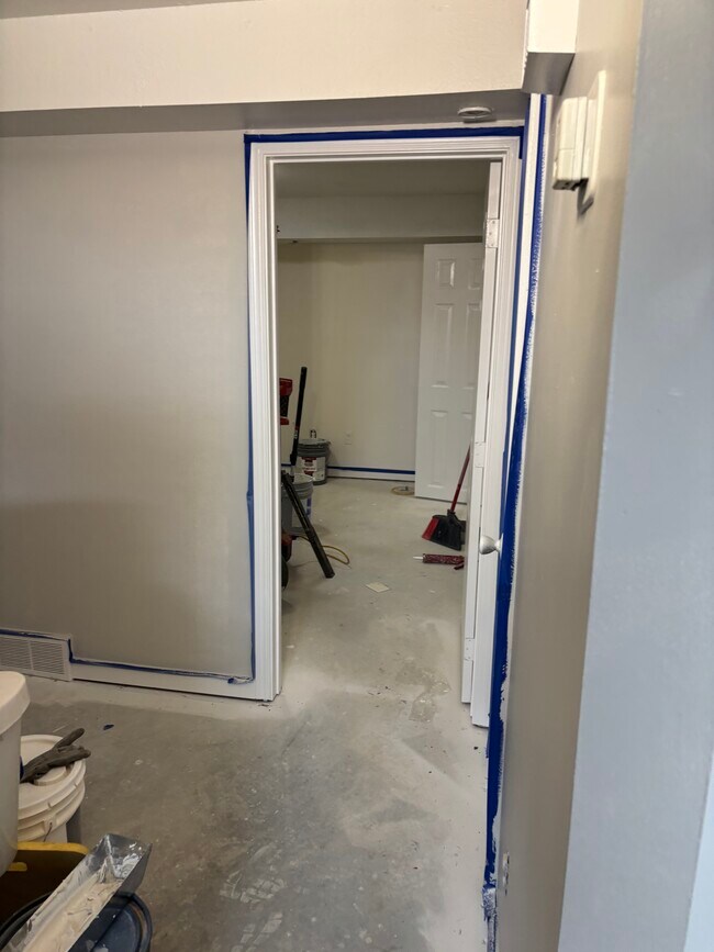 Photo - Bonner Springs Apartment Complex Unit 118E