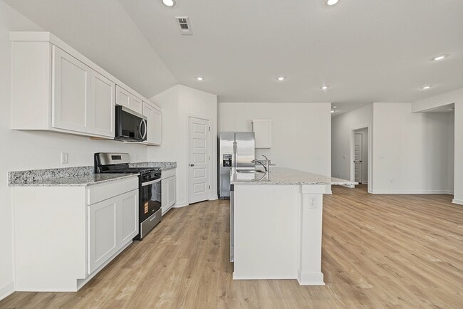 521 Riggs St