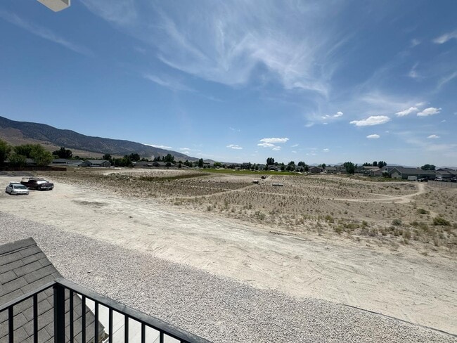 Photo - 1872 E Thunder Ln