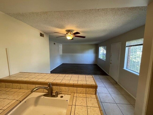 Photo - 2 Bedroom Condo Walking Distance to Downtown Elk Grove and Elk Grove Park