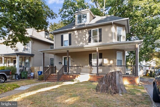 Building Photo - 720 Cinnaminson Ave
