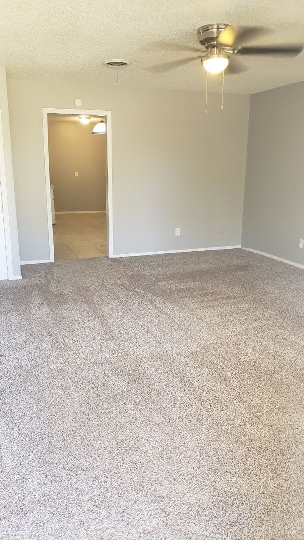 Photo - Located in Canyon 3/2/1 great area CH/A