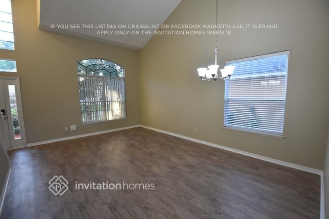 Photo - 225 Copper Oak Ct