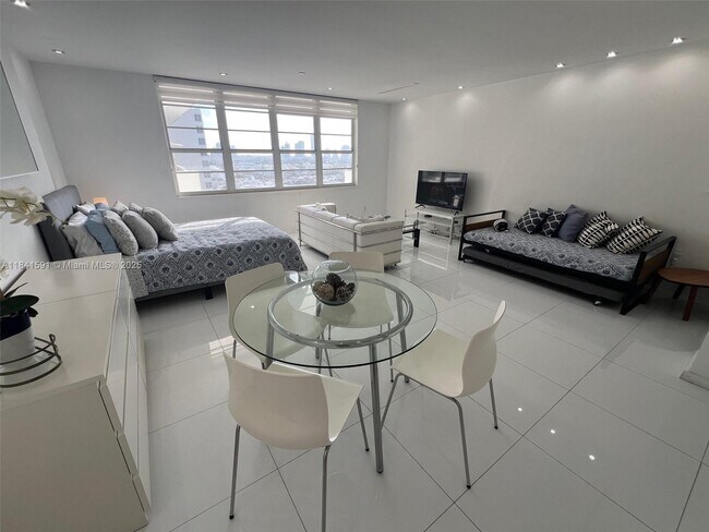 Photo - 100 Lincoln Rd Unit 1601