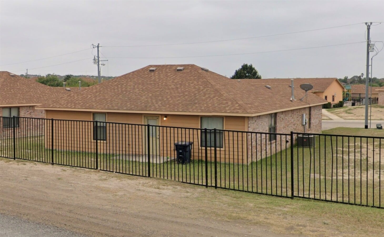 Photo - 108 Round Rock Dr