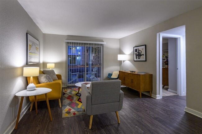 Building Photo - 8787 Hammerly Blvd Unit 226 Rental