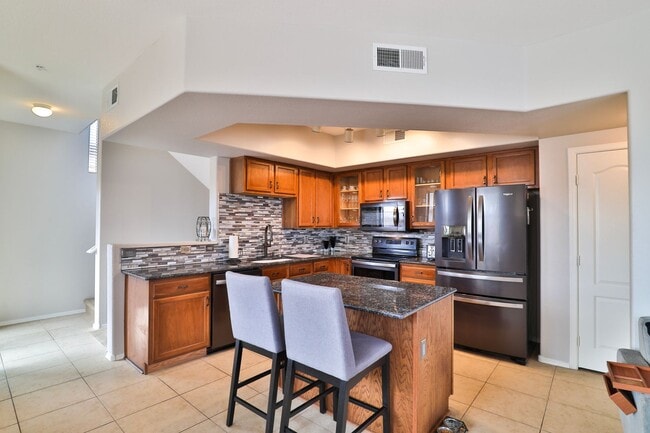 Photo - Furnished 2 bed / 2.5 bath Gilbert Condo in Gated Community w/ 2 pools. Unit 1014