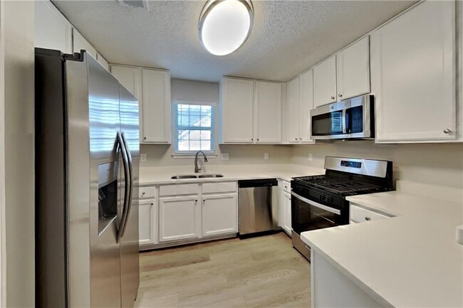 2928 Yukon Trail