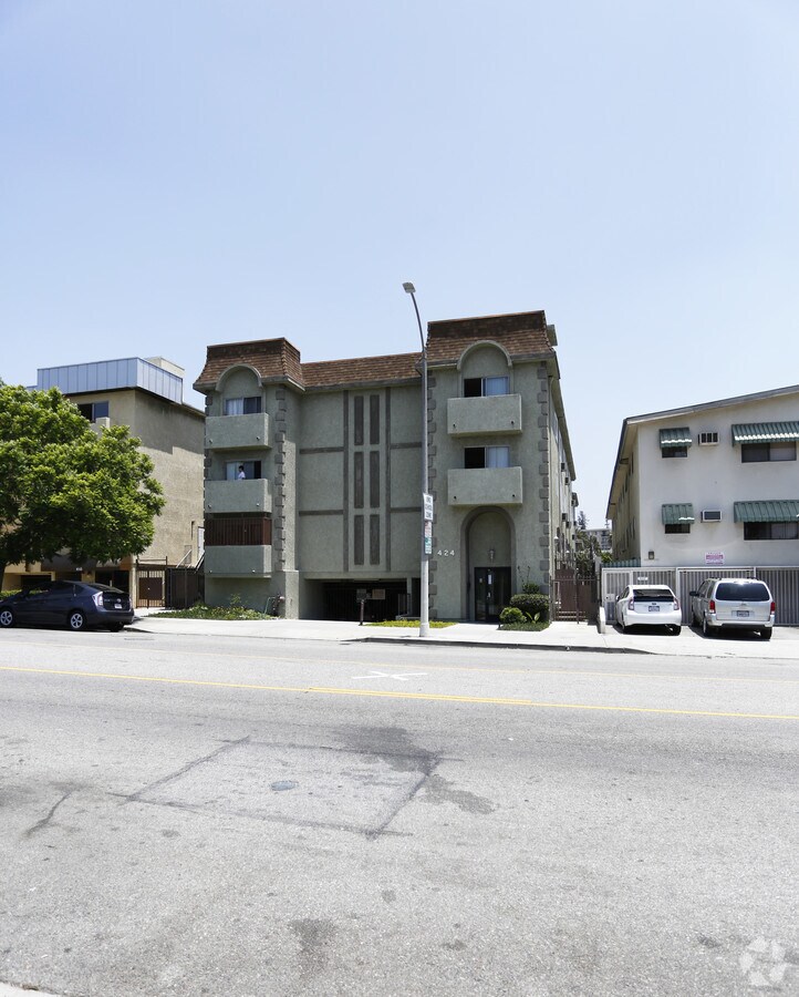 424 S Commonwealth Ave - 424 S Commonwealth Ave