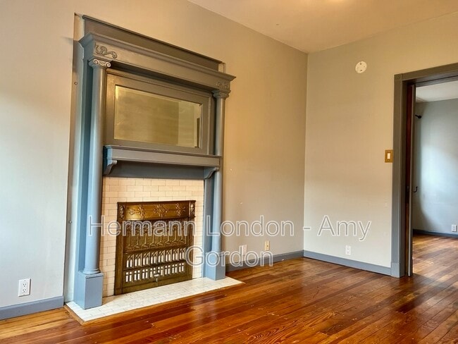 Photo - 3912 Flad Ave Unit 2E