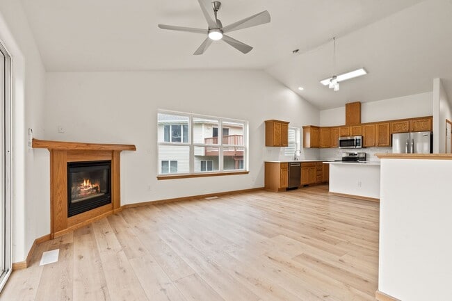 Photo - 13-13 Redtail Ct Unit 13