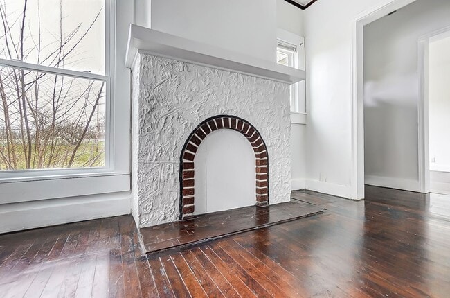 Photo - Cozy 3 bedroom w/backyard