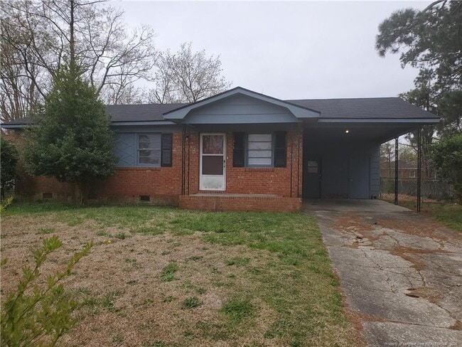 Building Photo - 318 Longhorn Dr