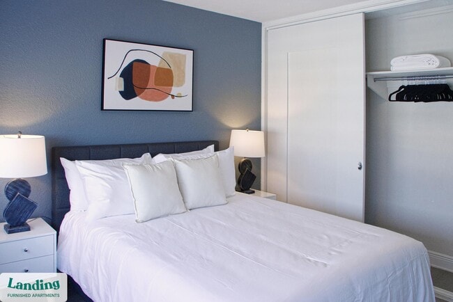 Photo - 305 Dr. M.L.K. Jr St S Unit 1107