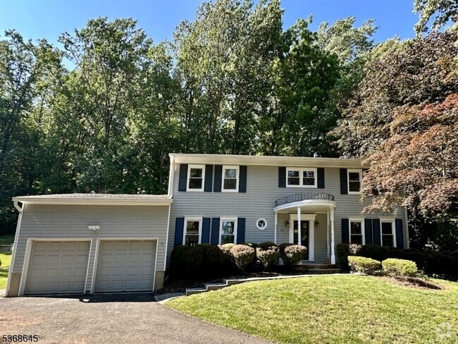 Building Photo - 115 Ormont Rd Rental