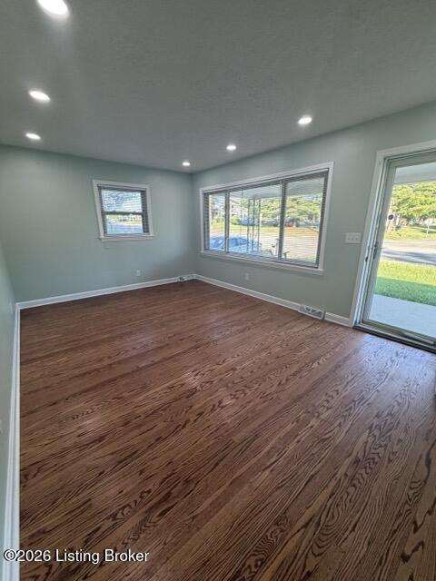 Photo - 3213 Hikes Ln