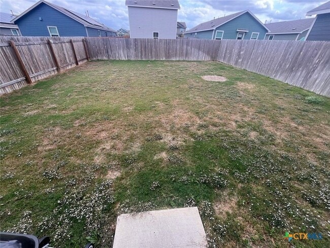 Photo - 346 Amber Gln