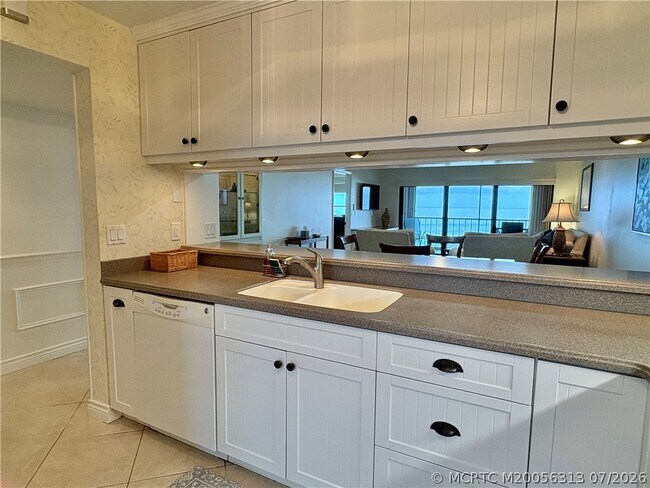 Photo - 2571 Ocean NE Blvd Unit 405