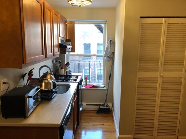 Photo - 28 Fleet St Unit 12