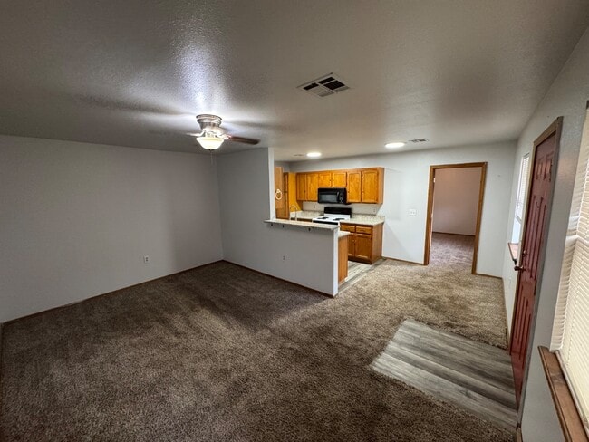 Photo - 723 N Vinita Ave