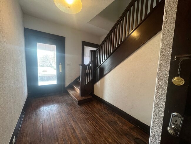 Photo - 417 W Columbia Ter Unit #2