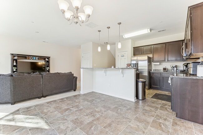 Photo - 116 Zenith Loop