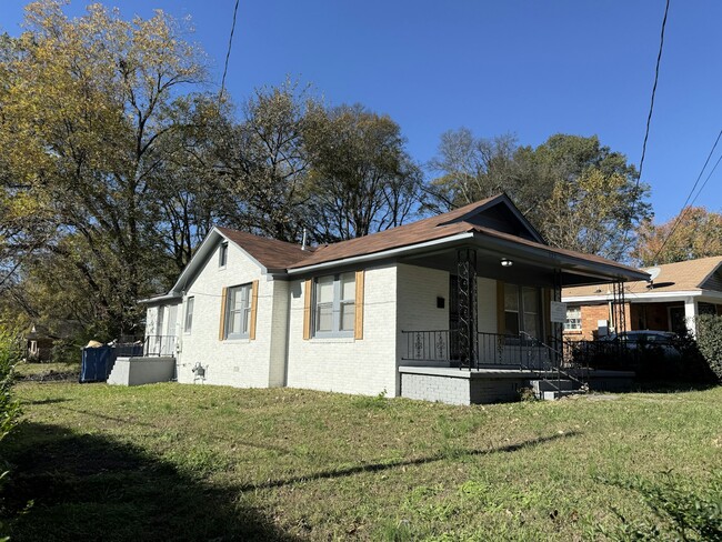 Photo - 425 Carpenter St
