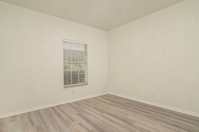 Photo - 3245 Cypress Glen Way