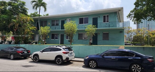 Building Photo - 435 SW 5th Ave Unit 4 Rental