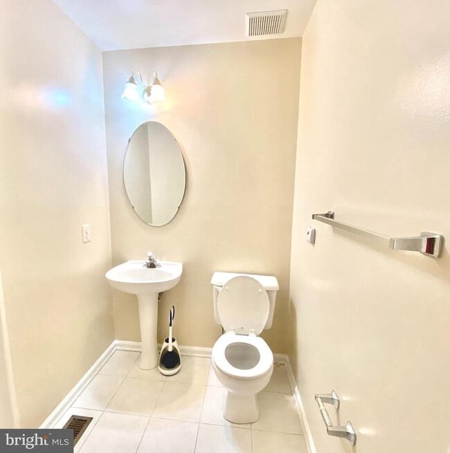 Photo - 13765 Palmetto Cir