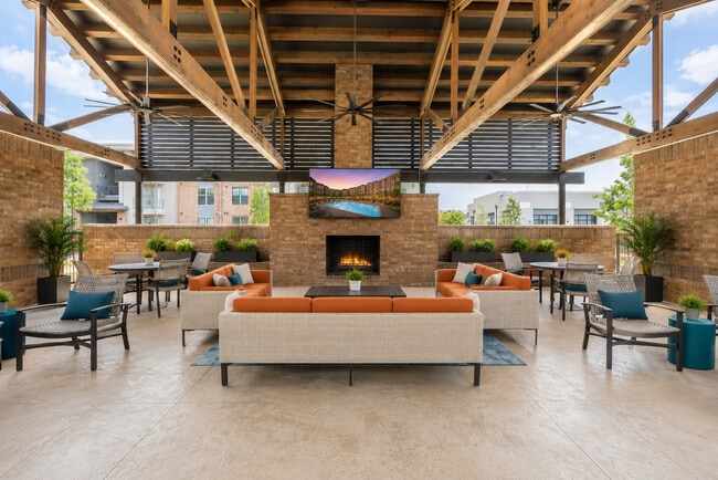 Outdoor Living, Entertainment, Relax