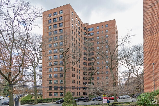 Photo - 3850 Sedgwick Ave