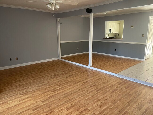 Photo - 4310 Brighton Ln