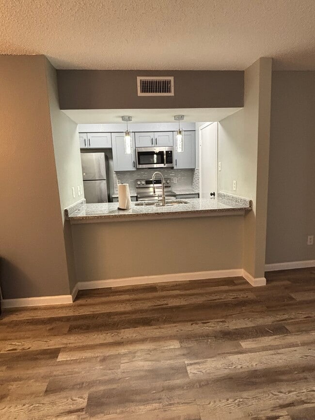 Photo - 12482 Abrams Rd Unidad 1325 Rental